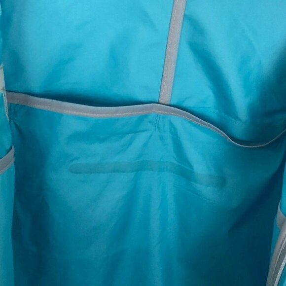 NIKE Reflective Athletic Windbreaker - Picture 8 of 12